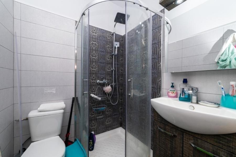 Thea Apartments Nea Iraklitsa Екстер'єр фото
