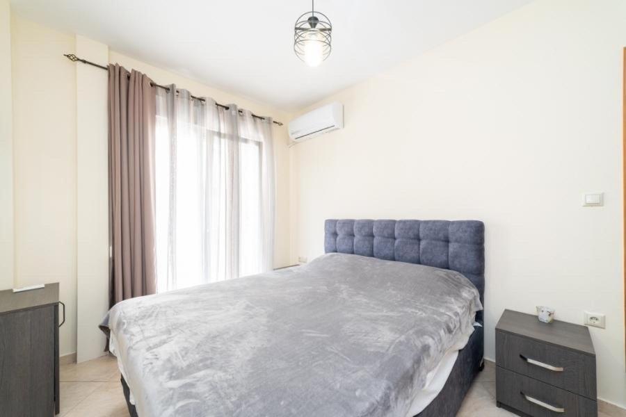 Thea Apartments Nea Iraklitsa Екстер'єр фото